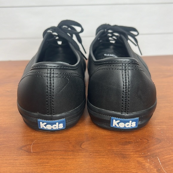 Keds - Leather Champion Originals - Woman’s 9XW - Picture 4 of 7